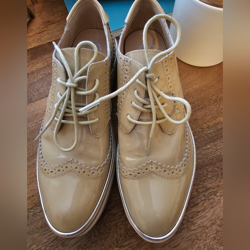 Wishbone Patent Leather Loafers. Size 8